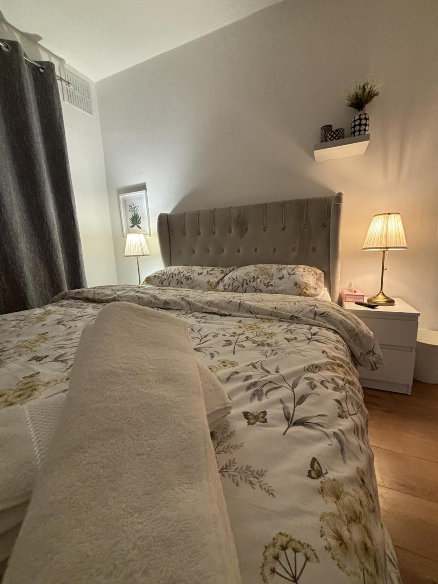 Charming And Cosy London Home, Garden, Parking & Family Fun Mitcham Dış mekan fotoğraf